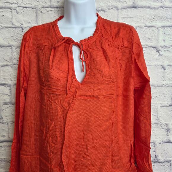 🌼Lucky Brand Womens Top Size Medium V Neck Tie Front Long Sleeve🌼 - Picture 4 of 10
